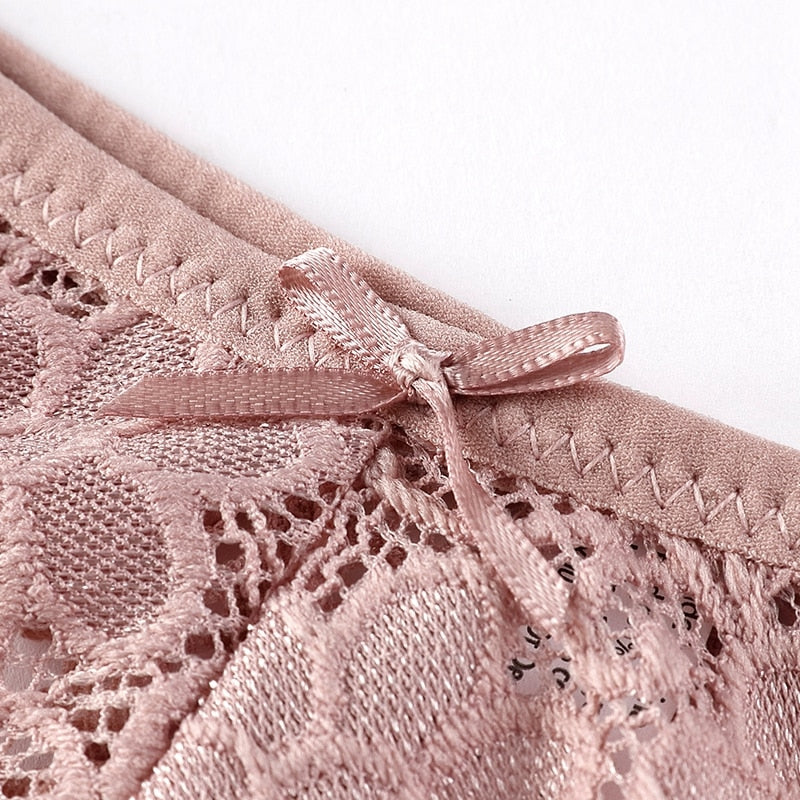 Sexy Lace Panties Women Thong Lace Breathable Low Waist Cotton Fashion Women's Hollow Embroidered Underwear Lingerie 4pcs/lot