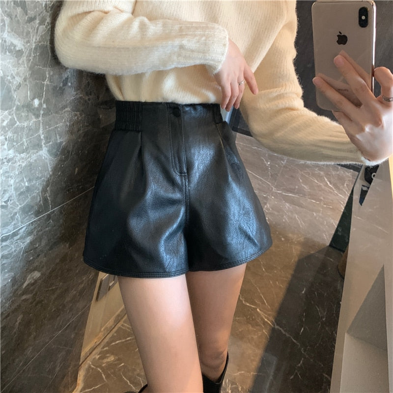 High Quality Faux Leather Shorts Women Spring Boot Wide Leg Eladtic High Waist Korea Girls PU Short Pants 2021 Summer Nude Plus